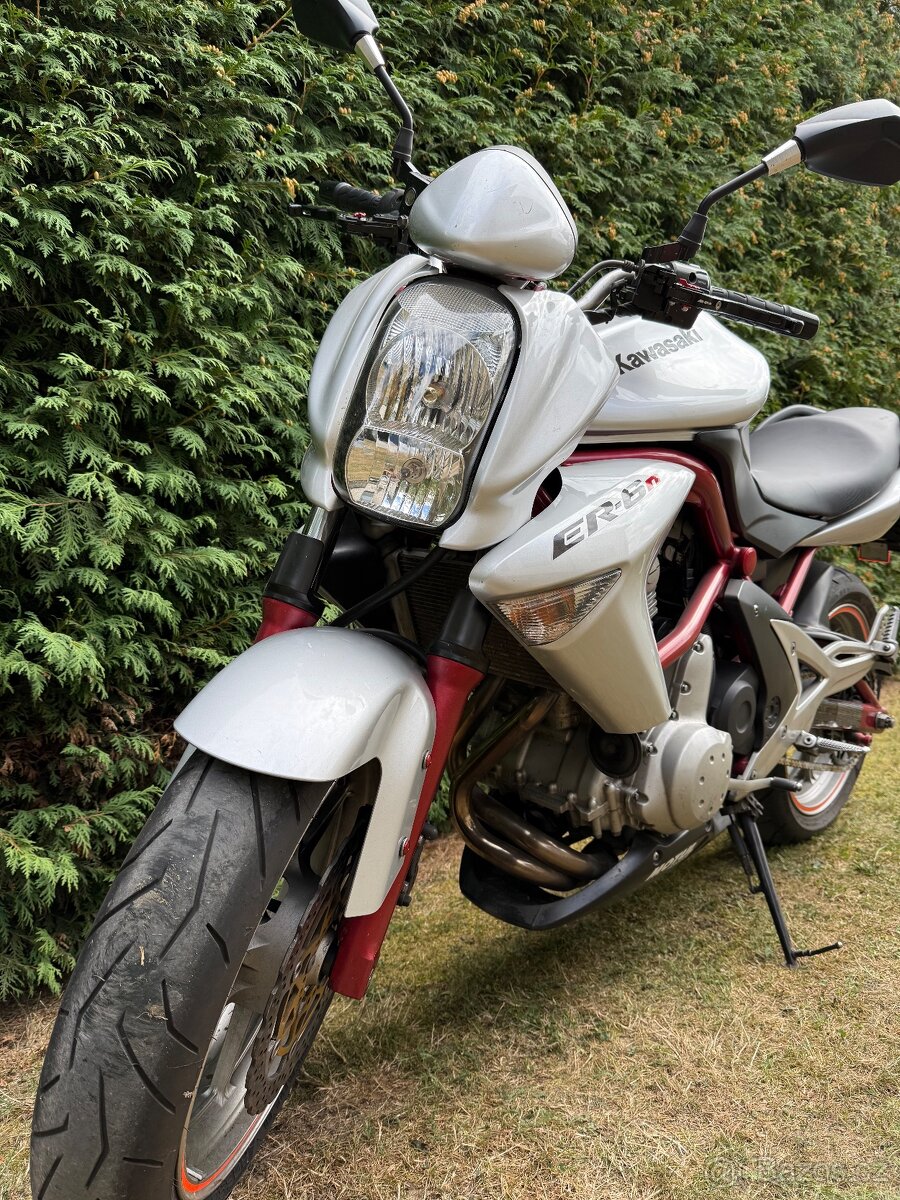 Kawasaki ER-6n - 4