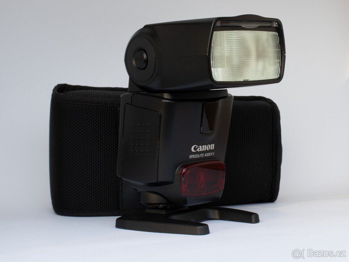 Canon EOS 1100D + Canon EF-S 18–55mm f/3.5–5.6 III + blesk C - 4