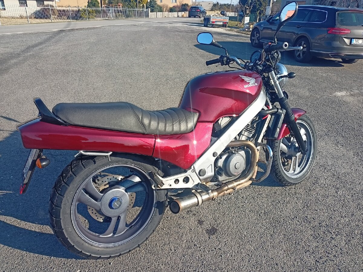 Honda NTV REVERE 650ccm - 4