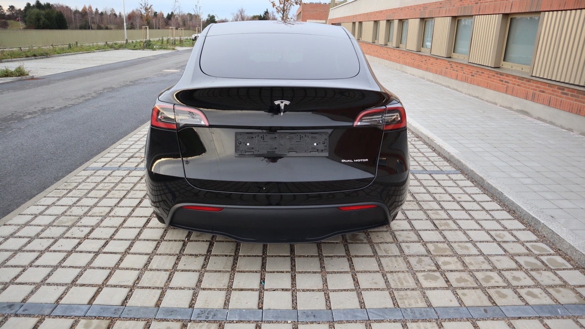 Tesla Model Y, Long Range 4WD, SoH 93.4% - 4