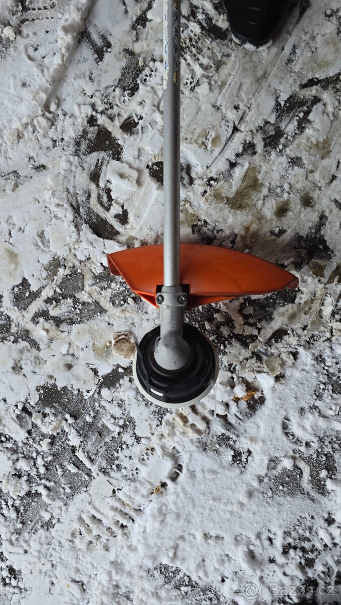 Krovinořez stihl fs310 - 4