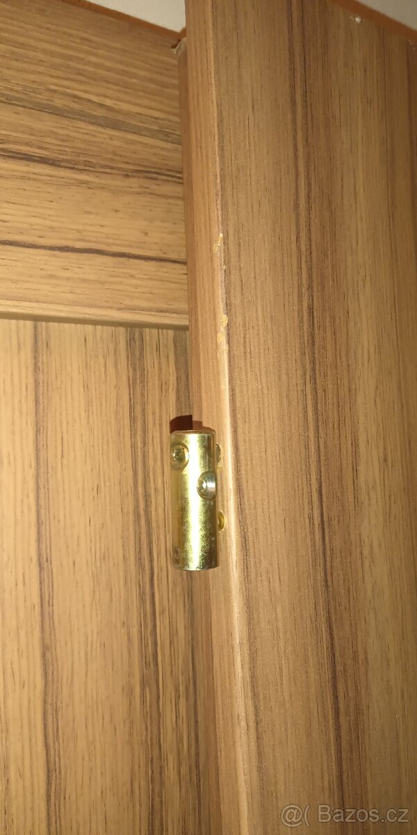 Prodám dveře 70 2ks - 4