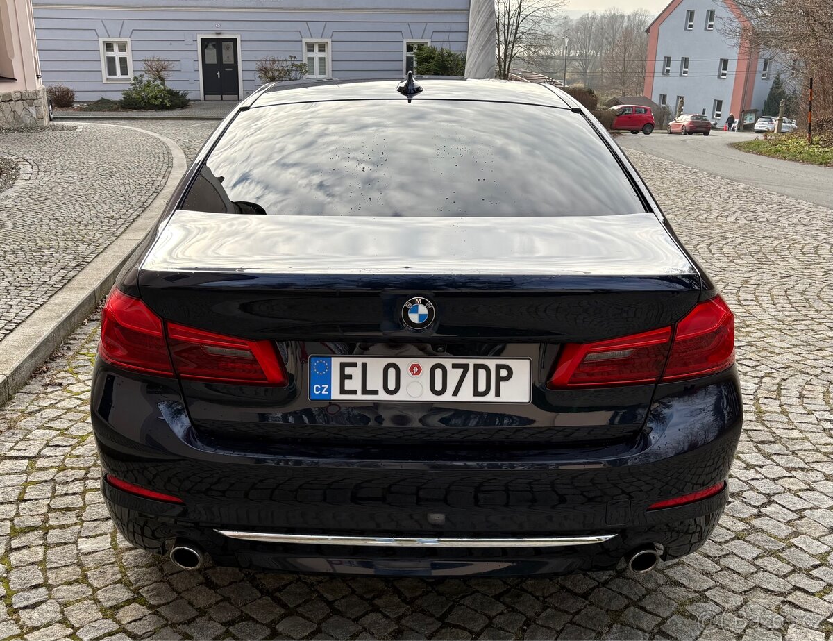 BMW 530e iPerformance G30,1.maj, SoftClose, NightVision, CZ - 4