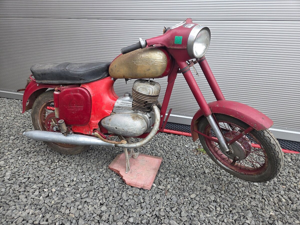 Jawa 250 panelka typ 559 s doklady - 4