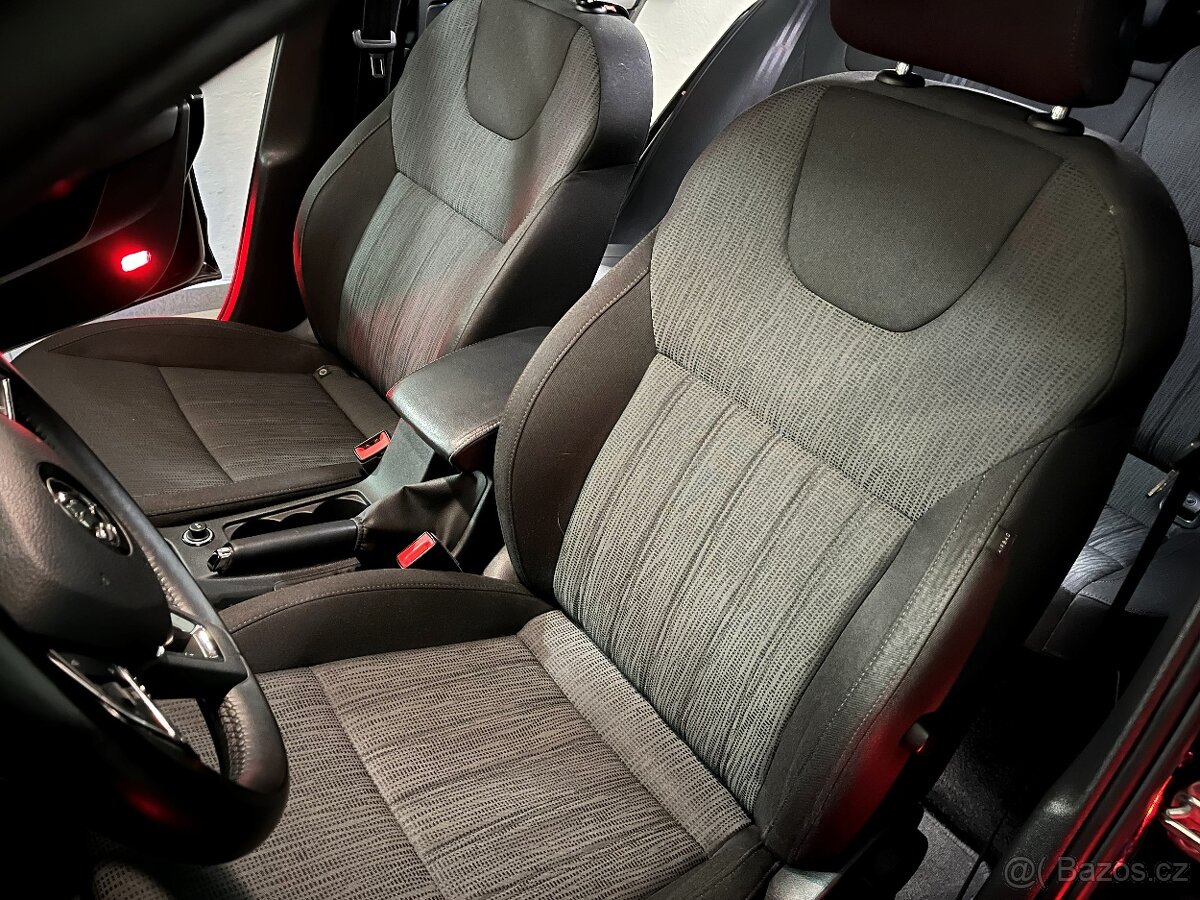 Prodám sedačky na Octavia 3 Top stav. - 4