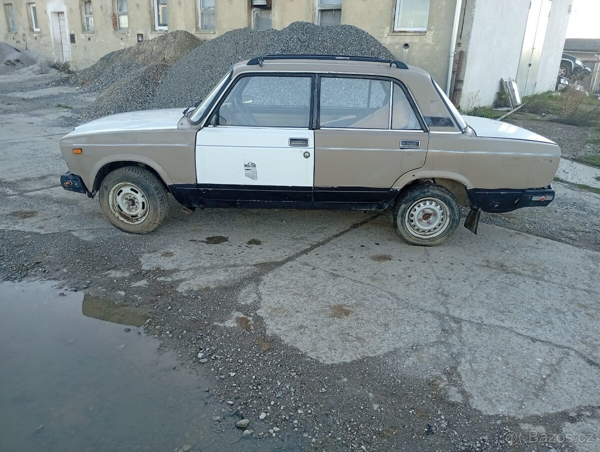 Lada 2107 - 4