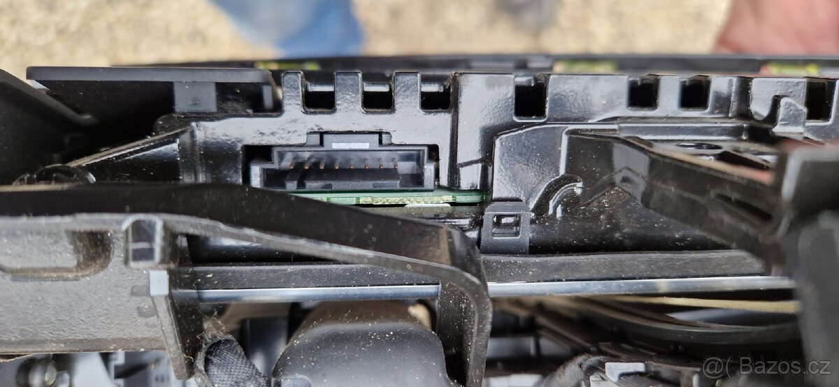 Audi a6 C7 4G0 rok 2012 displej - 4