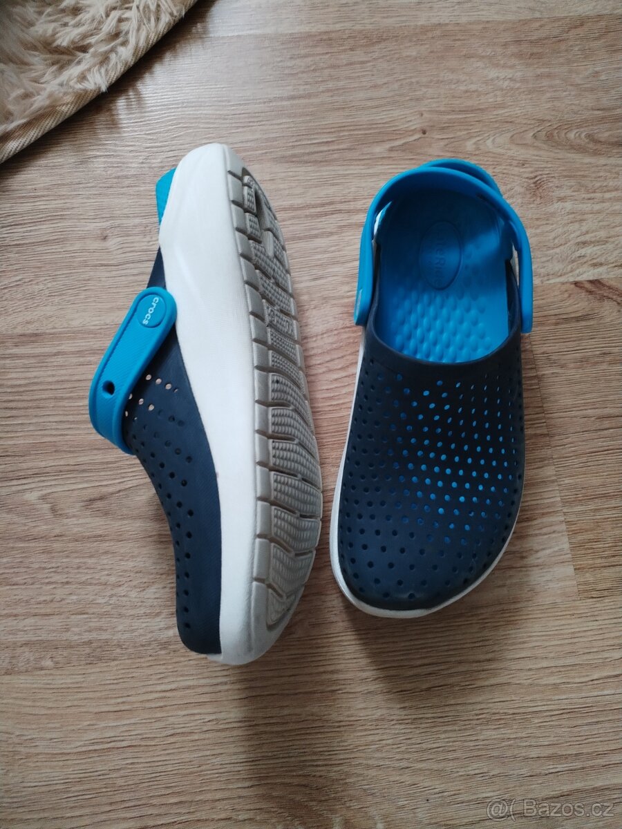 Pantofle Crocs 38. - 4