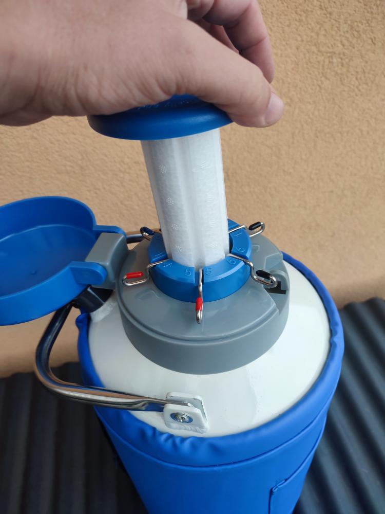 Nová přenosná Dewarova nádoba - 4