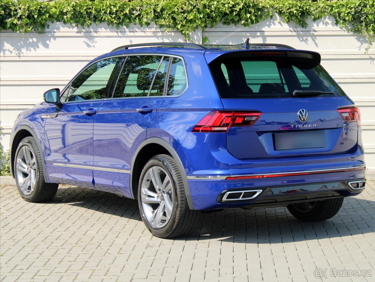 Volkswagen VW Tiguan 2,0 TDI 4Motion DSG R-Line Tov.Záruka - 4