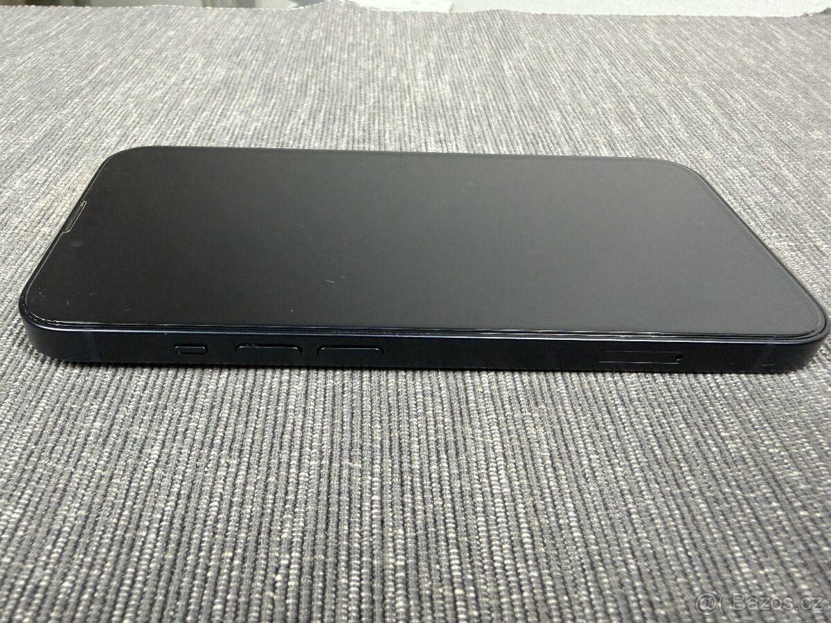 Apple iPhone 13 128GB Midnight Black - 4