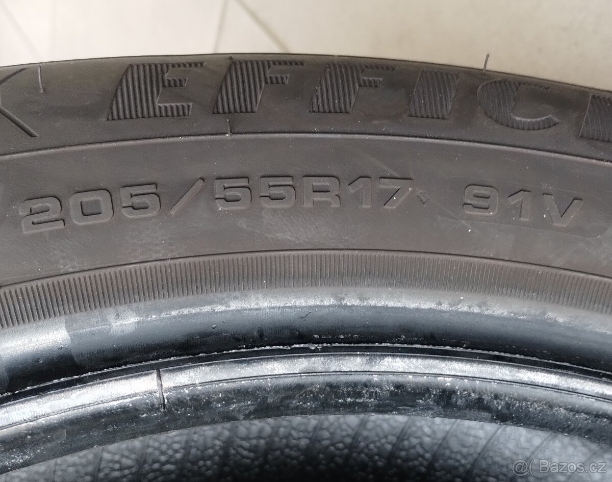 Prodám 4 letní pneumatiky Goodyear EfficientGrip Performance - 4