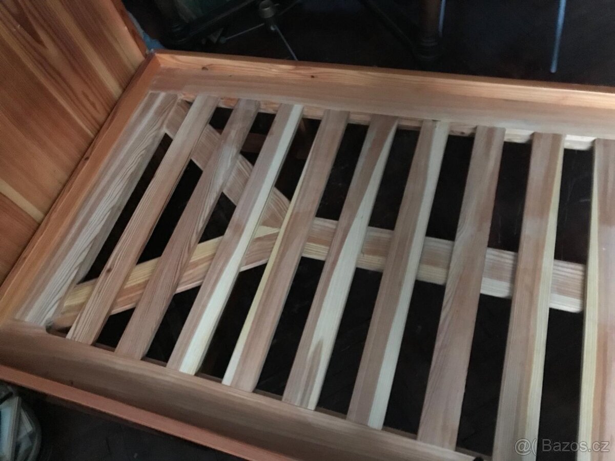 🪵 Ručně vyráběná masivní dřevěná postel – poctivá práce - 4