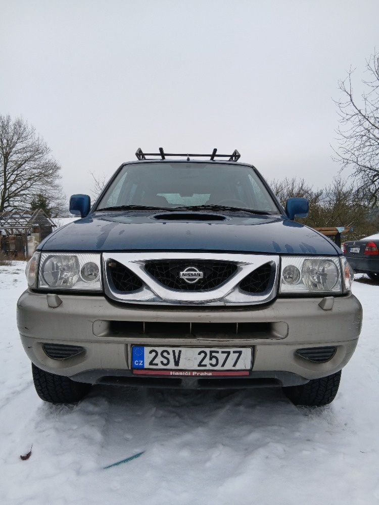 Nissan Terrano 2 - 4