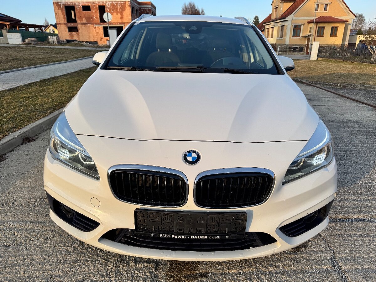 Prodám BMW 218D Active Tourer, rok 2015, 110Kw. - 4