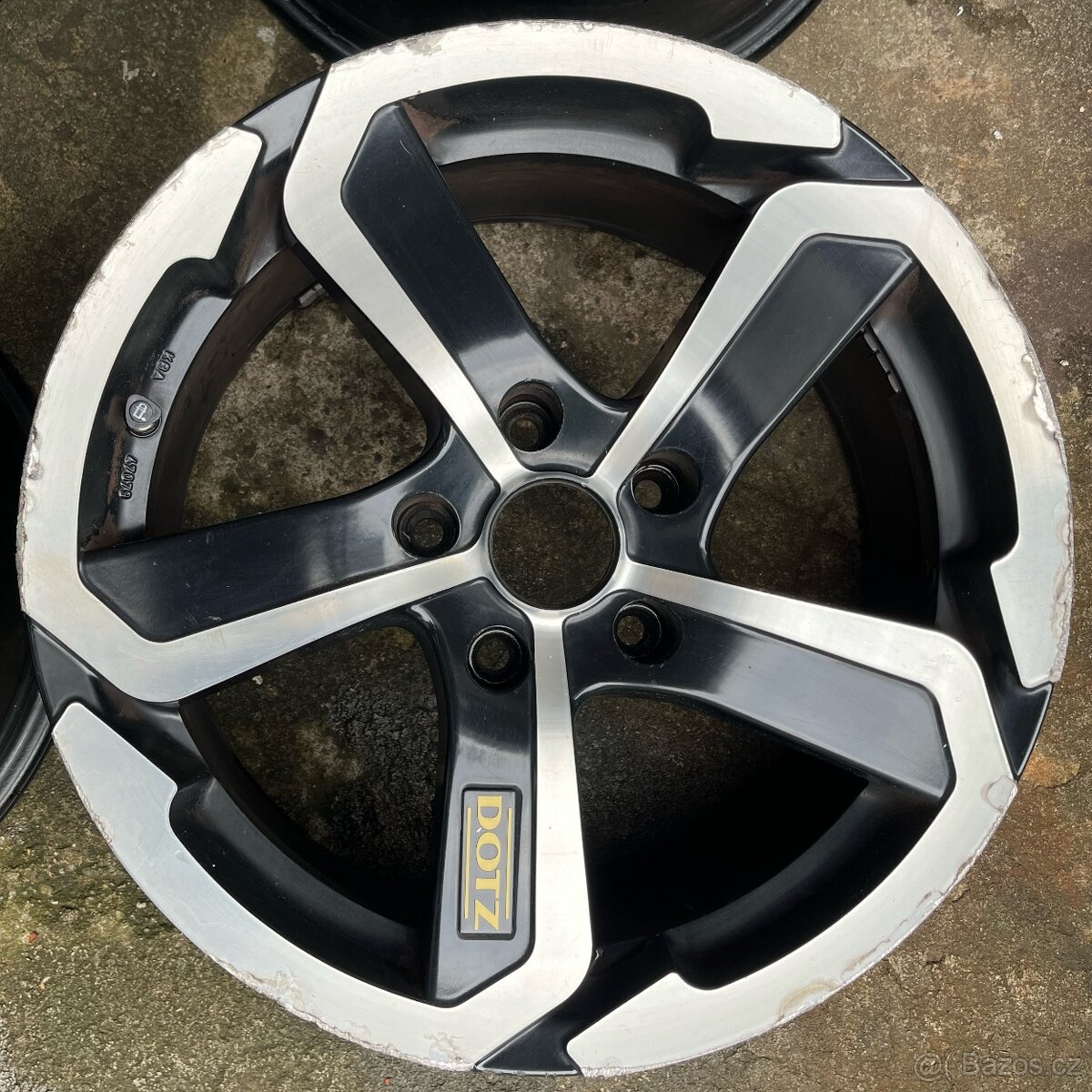 Alu kola Dotz Hanzo 8x17 5x120 ET35 - 4