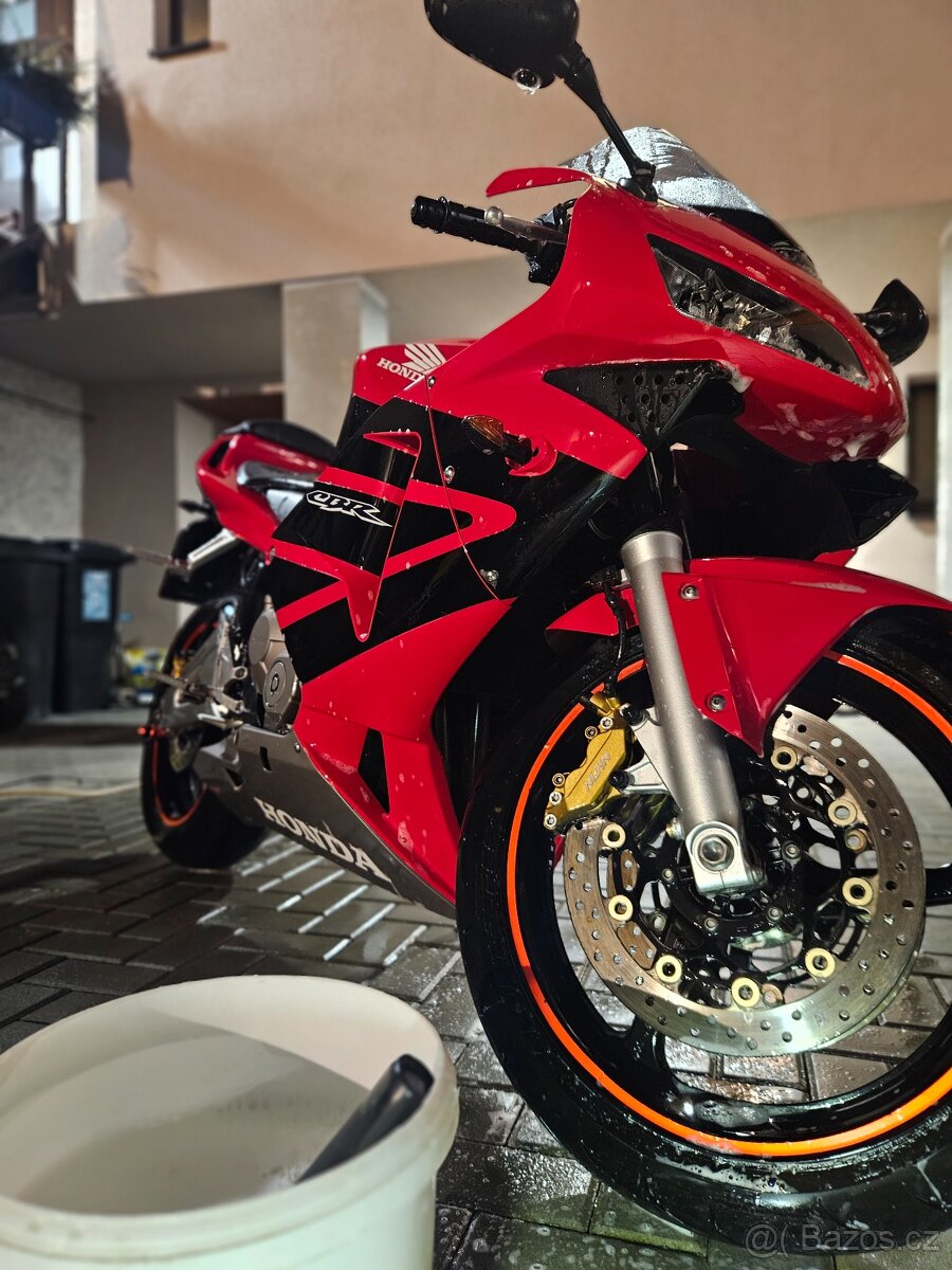 Honda cbr 600 rr - 4