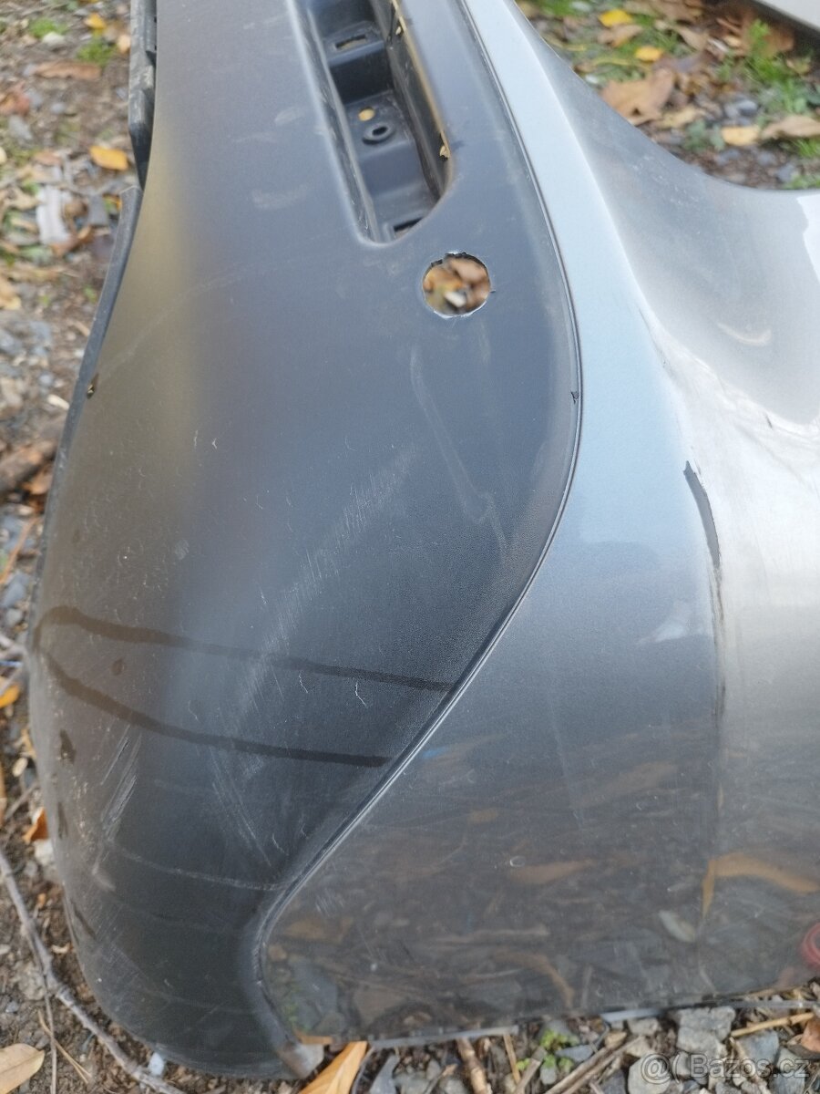 Suzuki Vitara LY zadní nárazník - 4