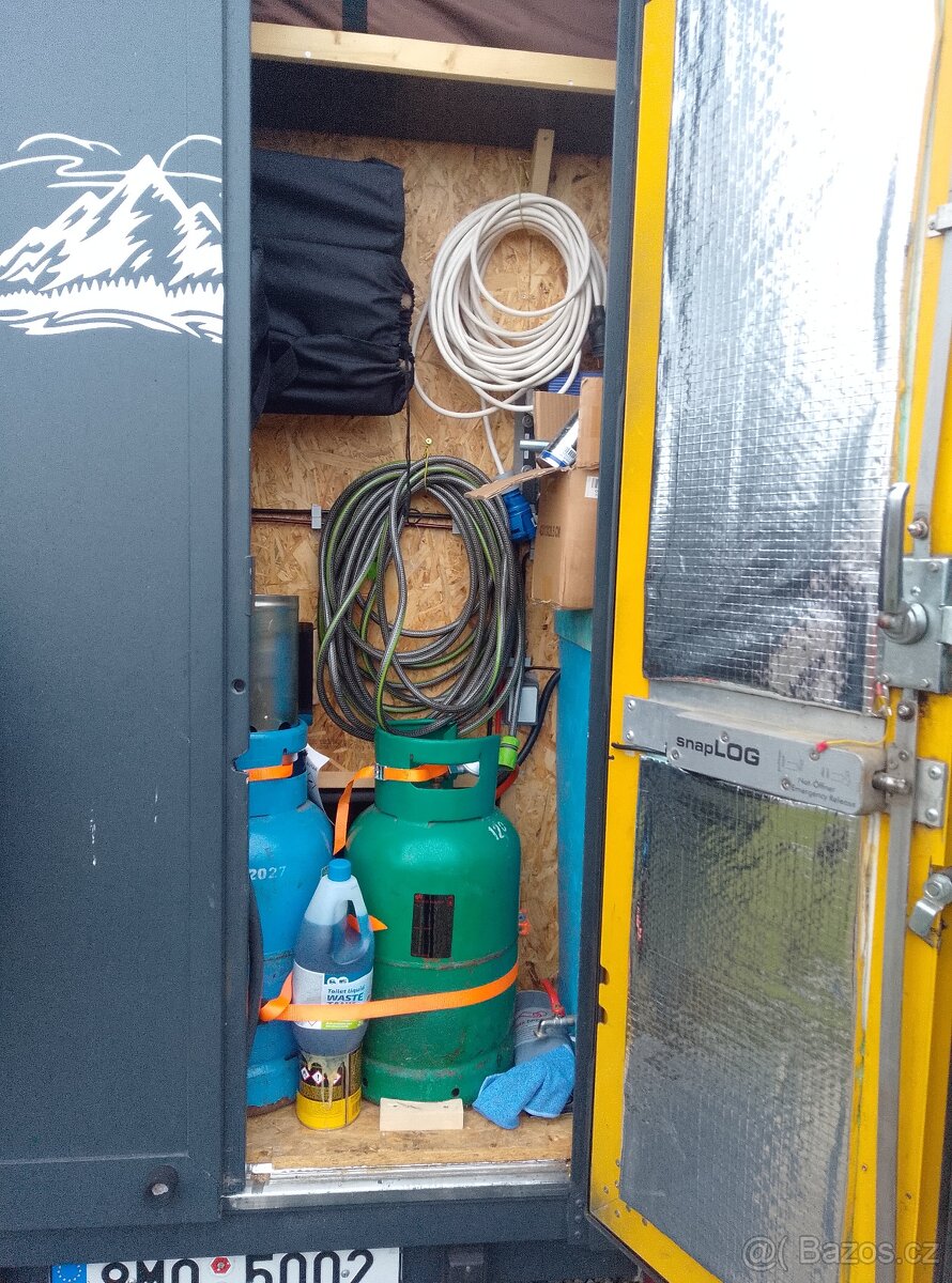 Prodám obytný vůz Iveco - 4