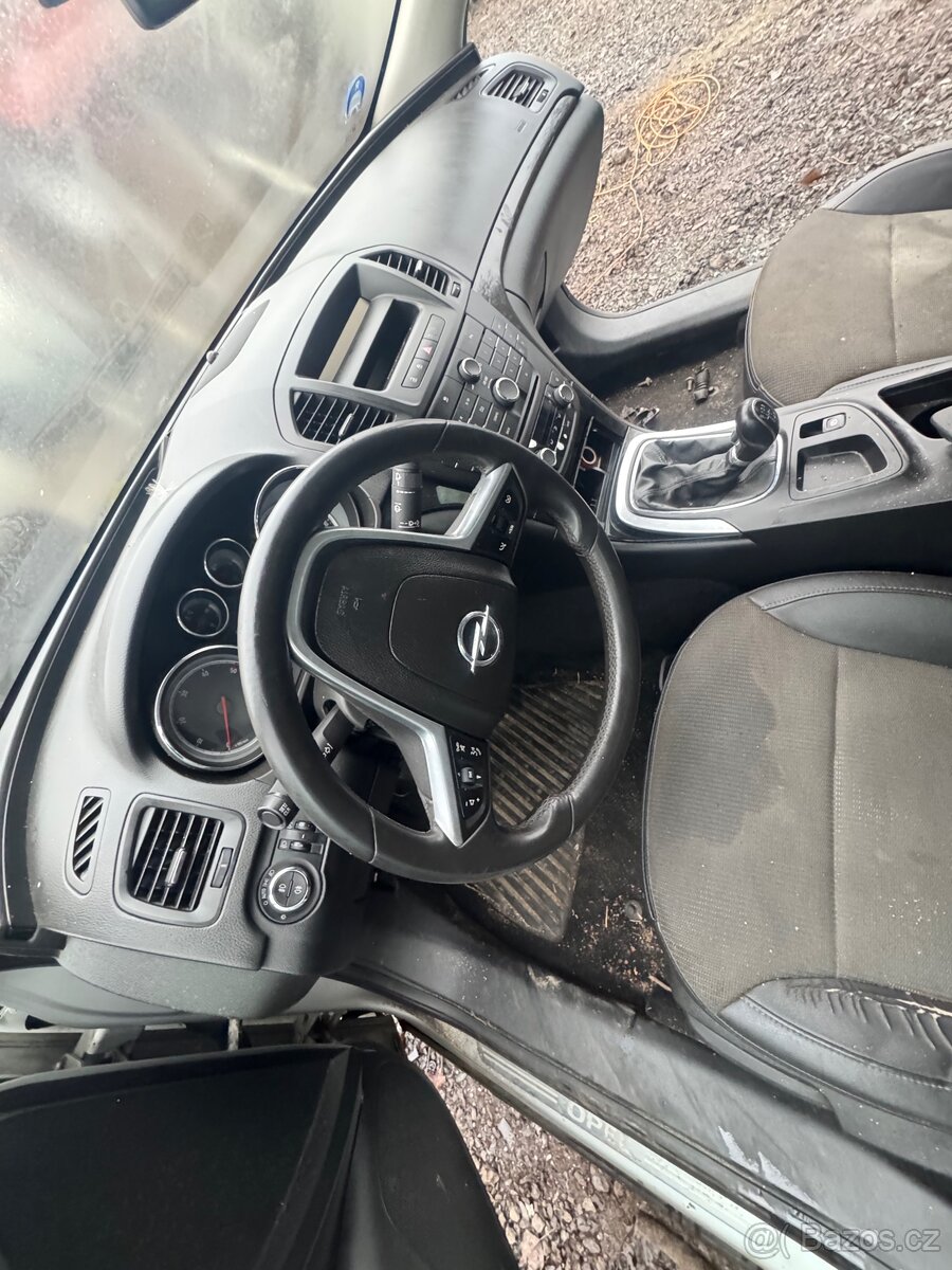 Opel insignia sedan náhradní díly - 4