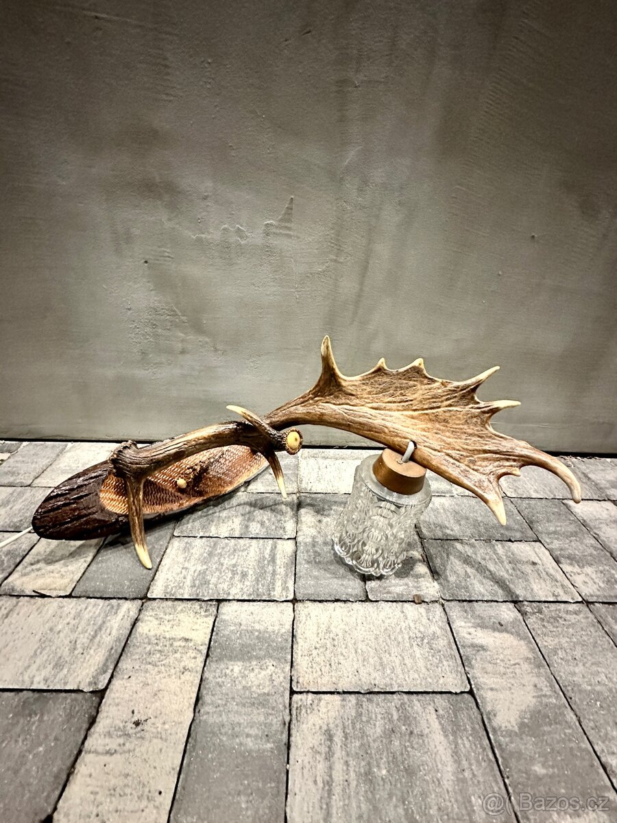 Lustry a lampičky z paroží - 4