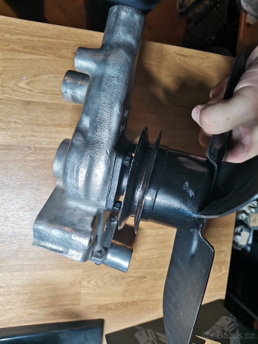 1133 Vodní pumpa vrtule Škoda - 4