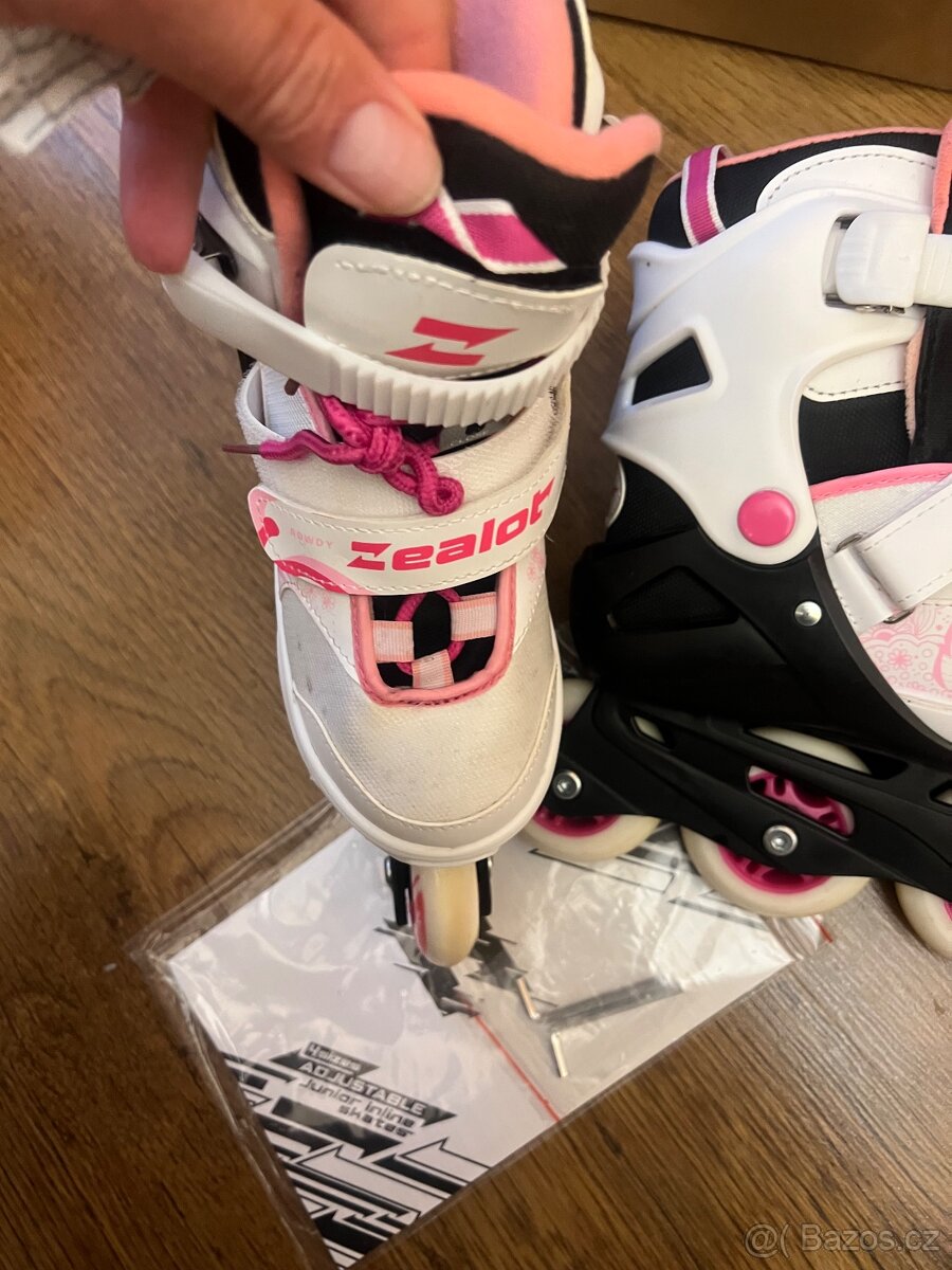 KOLEČKOVÉ BRUSLE - 4