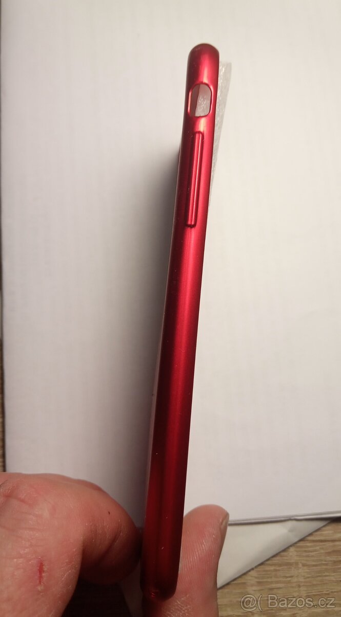 NOVÝ Silikonový obal na iPhone 7 / 8 - 4