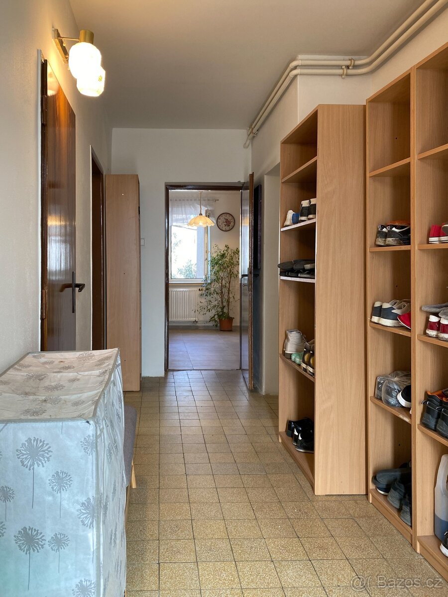 Prodej rodinného domu – bydlení i podnikání v Holešově - 4