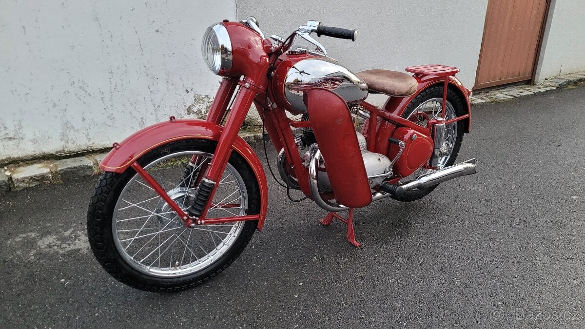 Jawa 250 Pérák, rok 1948, Janeček - 4