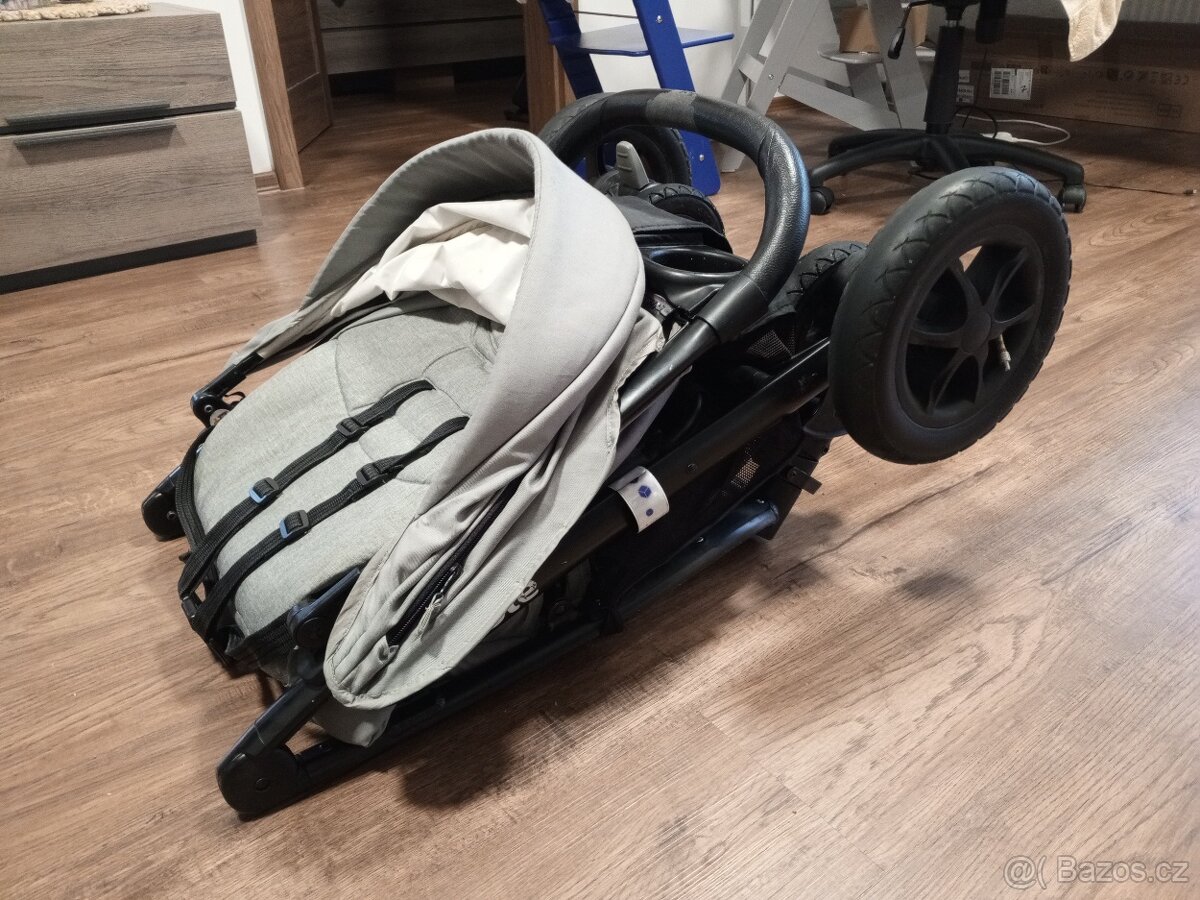 Kočárek Joie - 4
