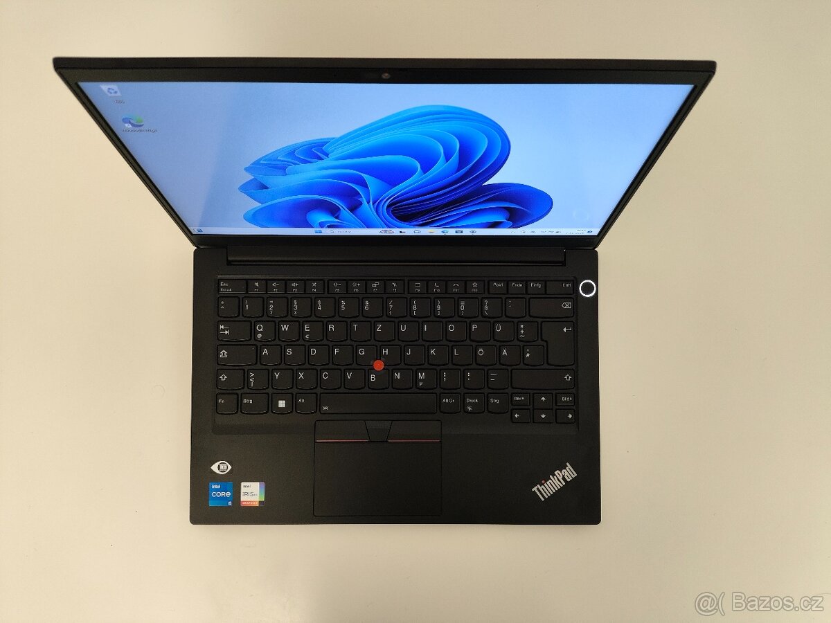 ThinkPad E14 Gen 4 | i5 • 16GB • 512GB SSD - 4