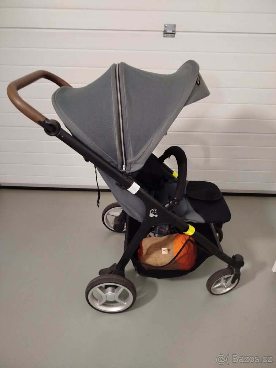 Sportovní kočárek - 4