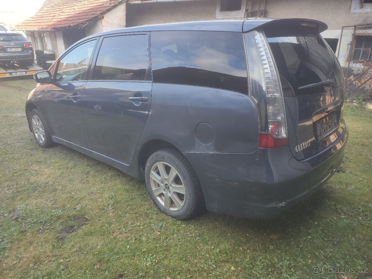 Mitsubishi Grandis - 4