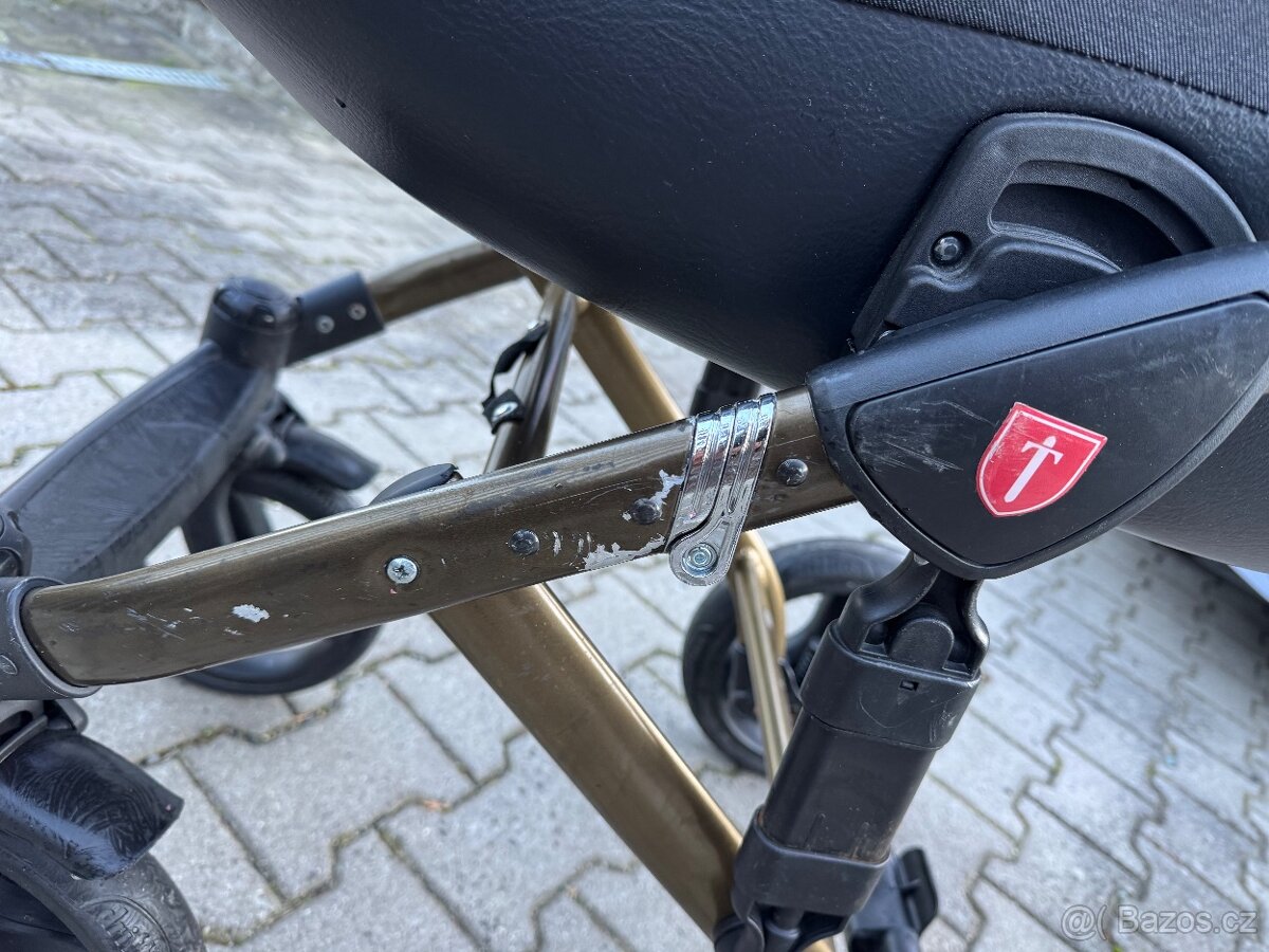 Kočárek Tudore - 4