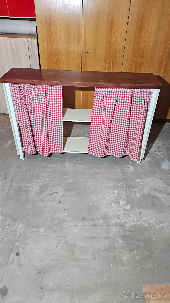 Policie nebo botník - 4