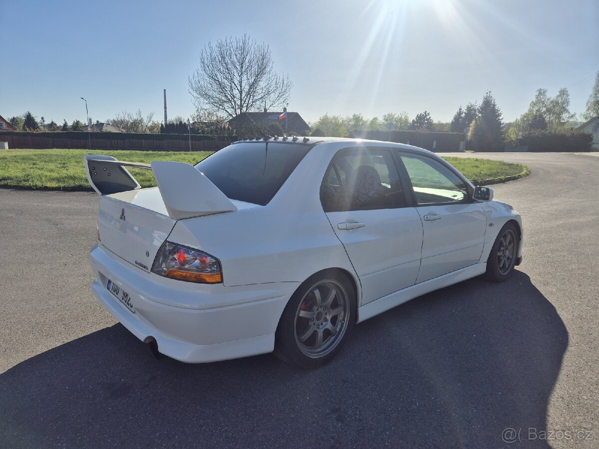 Mitsubishi lancer EVO 8 - 4