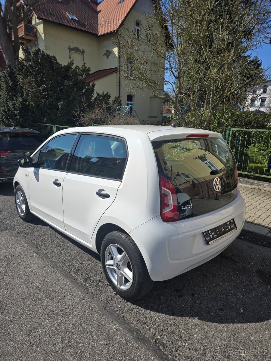 VW UP, r.v. 2015 - 4