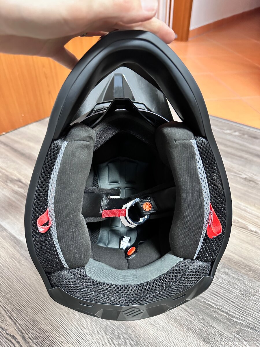 Prodám novou helmu na motocross Shot Furious Brush - 4