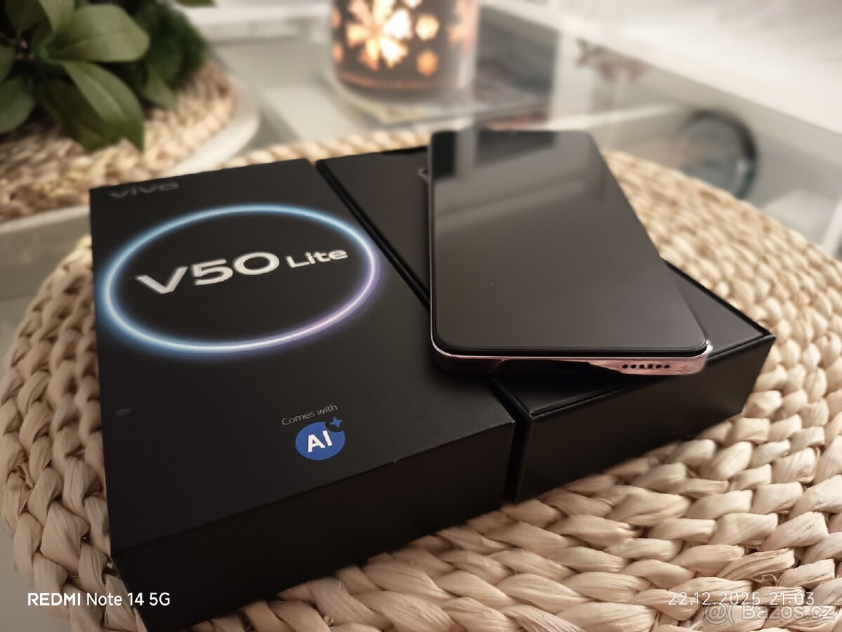 Mobilní telefon vivo V50 Lite 5G 8 GB / 256 GB - 4