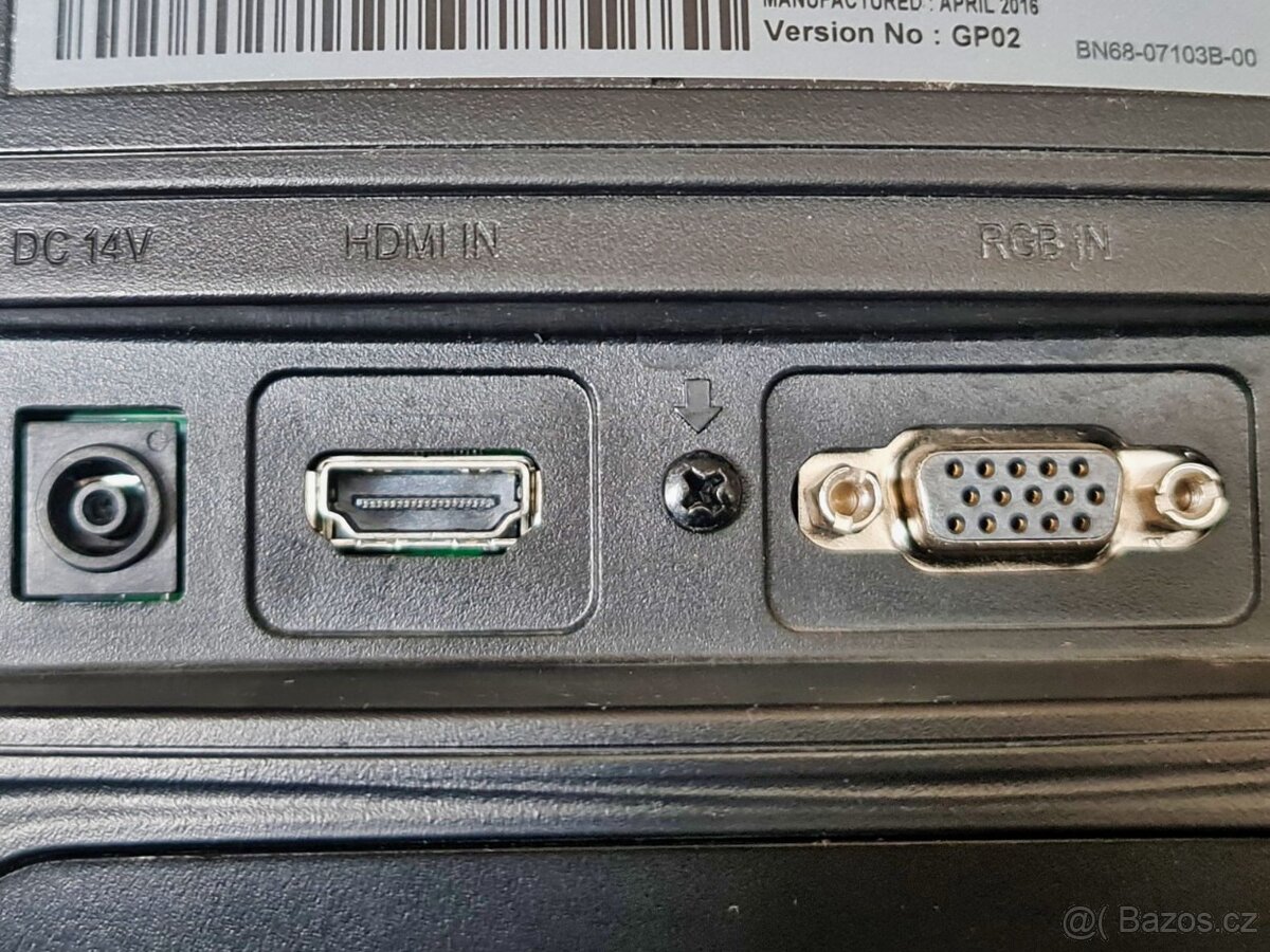 Samsung S24D300H, Full HD - 4