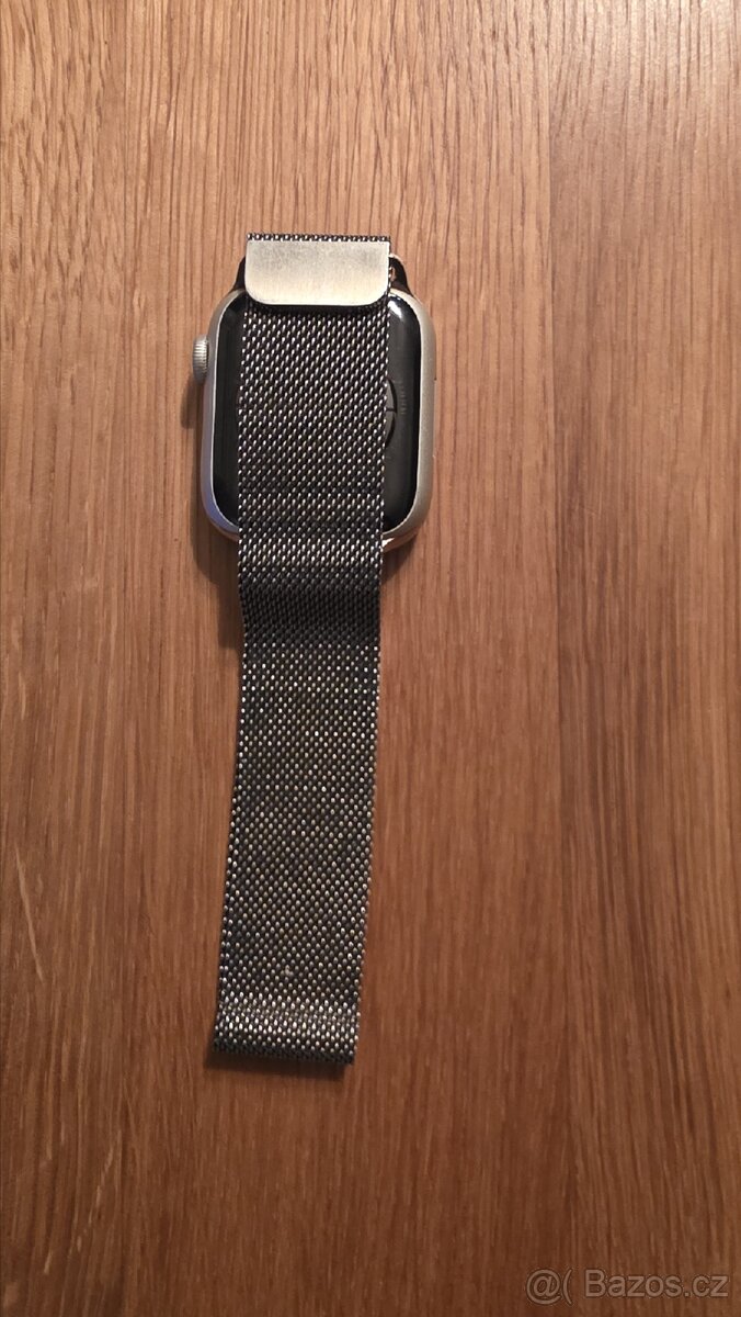 Hodinky Apple Watch serie 7 - 4