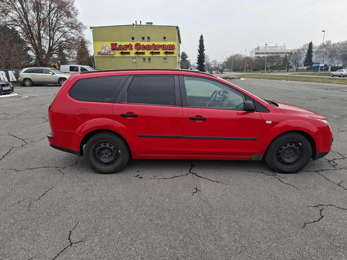 Ford Focus II combi - 4