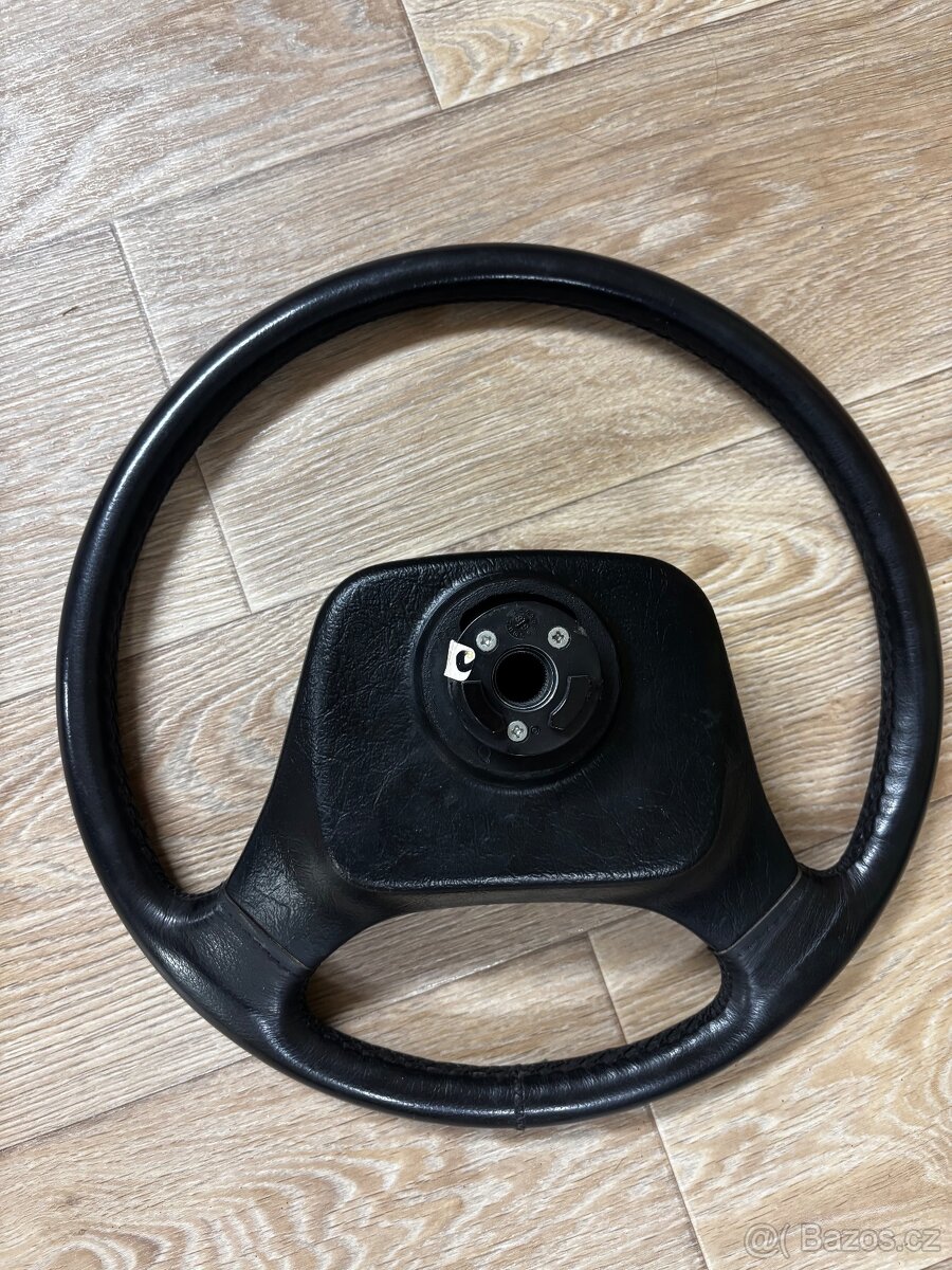 Jaguar xj40/xj6 volant - 4