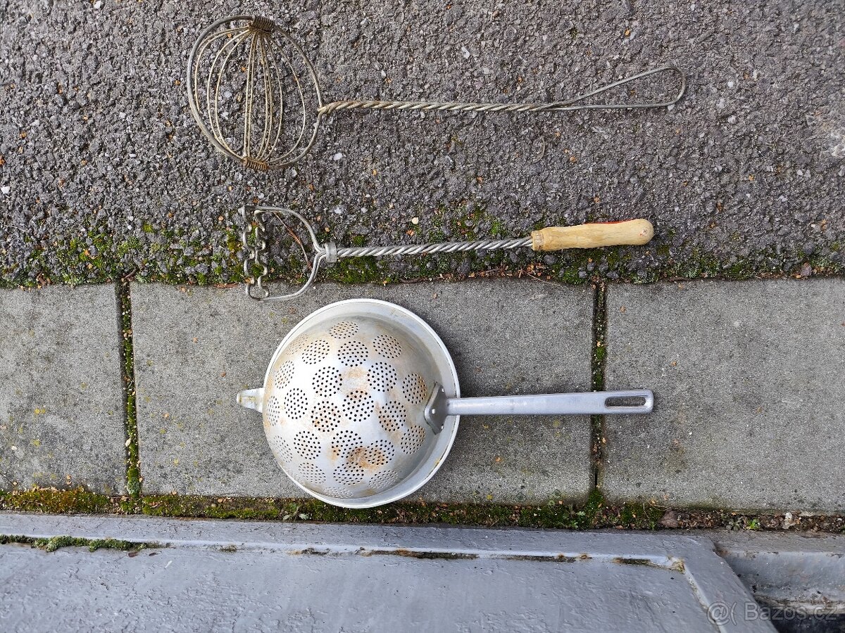 Kuchyňské retro náčiní - 4