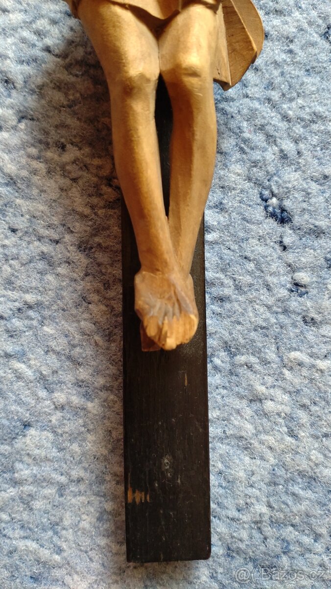 Kříž na zeď s Ježíšem - 4