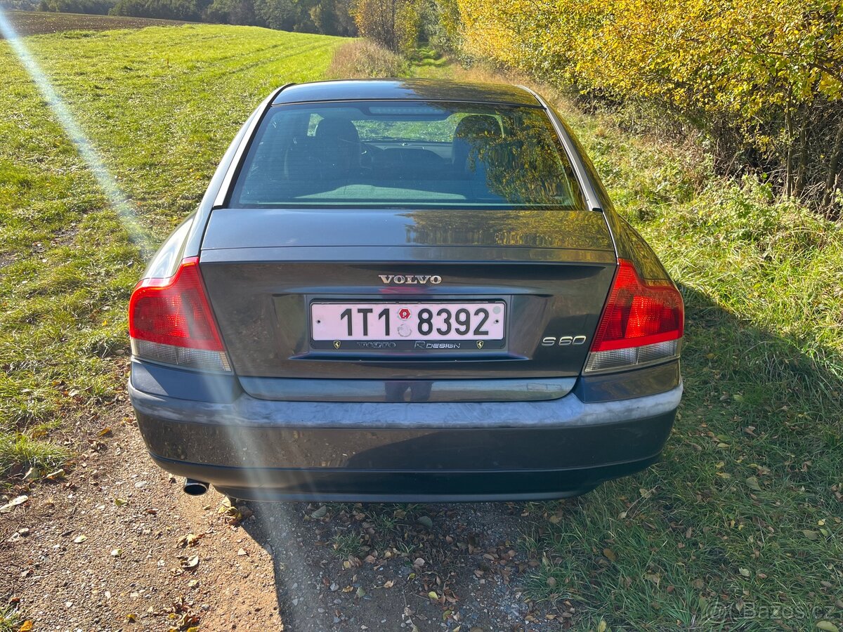 Volvo S60 2.4t - 4