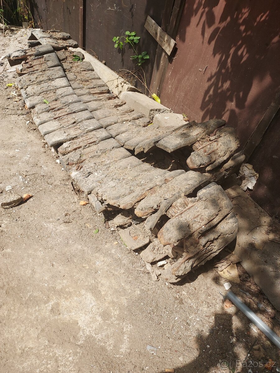 Pásy na bagr 5t - 4