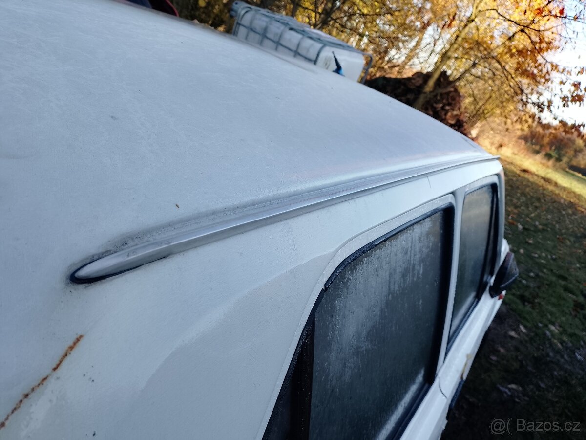 Škoda 105L 120L 125L lišty střechy - 4