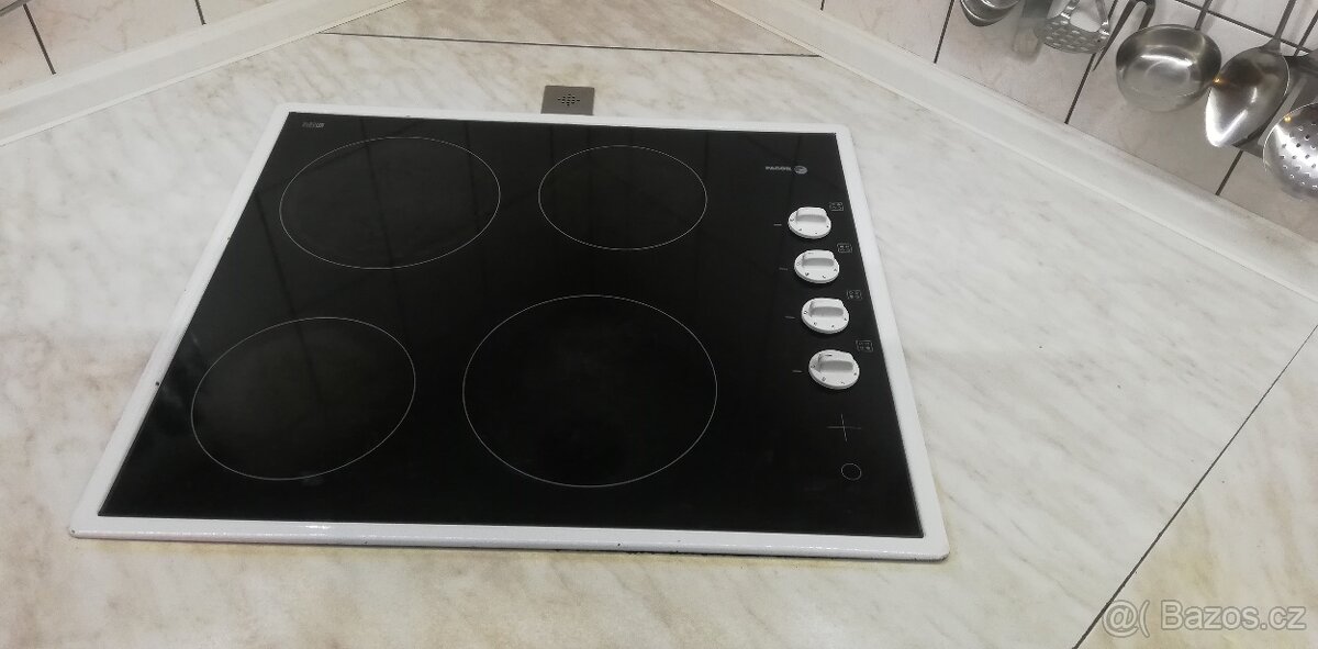 Byly sporak - trouba WHIRPOOL - 4